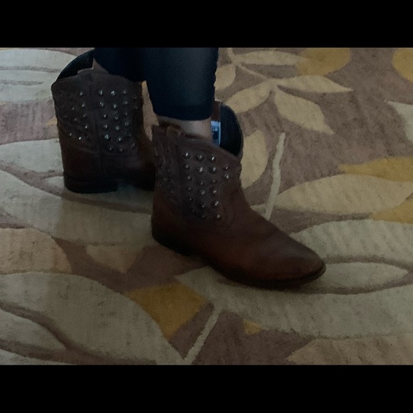 Frye short boots size 6.5B - Picture 11 of 12